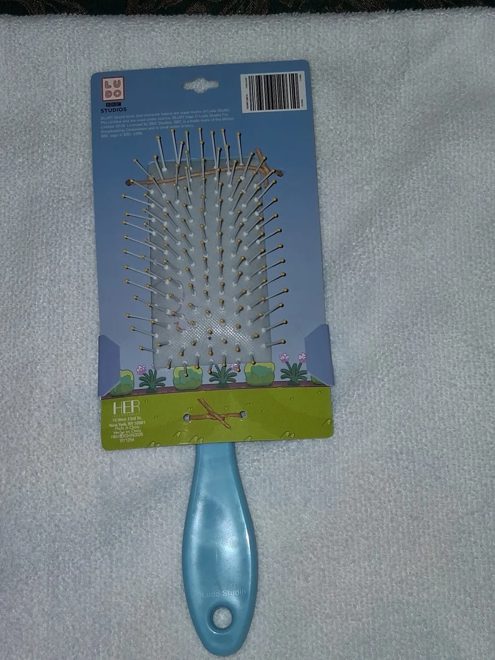 Bluey Kids Detangler Brush - Light Blue Cloud Design